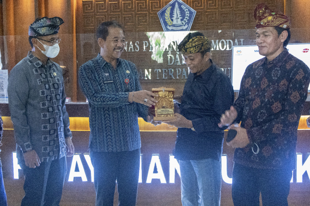Pemerintah Kabupaten Lombok Tengah  Kunjungi MPP Badung
